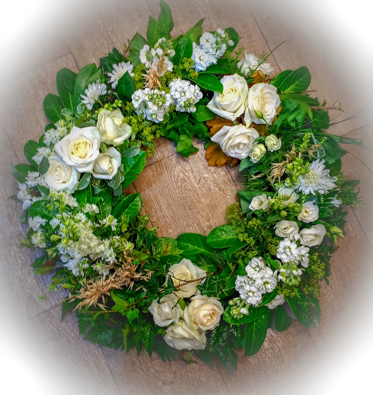 Luxury White Country Wreath