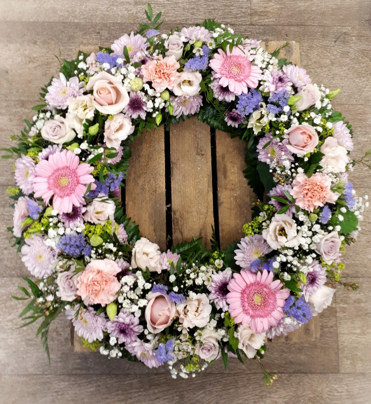 Cottage garden wreath